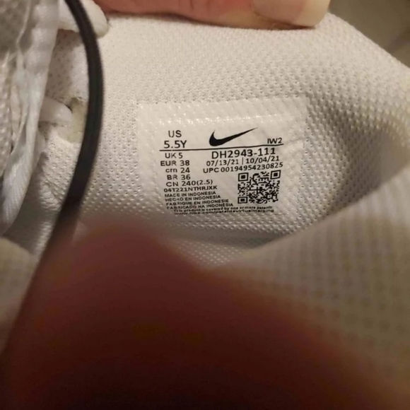 NIKE Air Force 1/High LE GS 'Triple White'/BRAND NEW IN ORIGINAL BOX - Picture 6 of 13